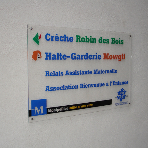 Adhésif pub découpé & imprimé quadri longue durée - Halab